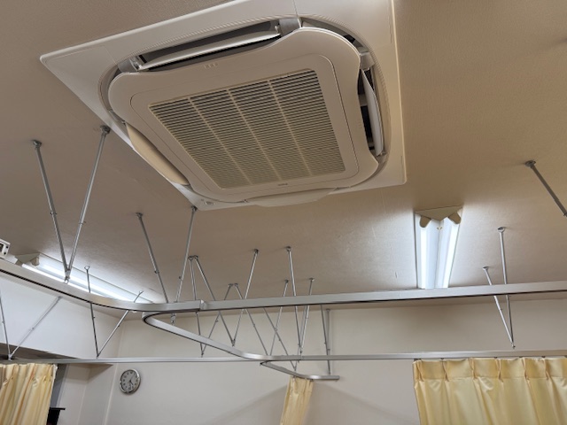 【神戸市 クリニック】業務用エアコン工事